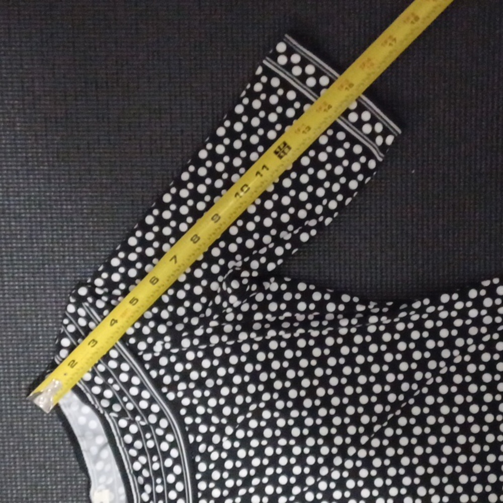 NWT Medium black & white dress, light weight. Special Occasion. Classy. Dressy. - Picture 12 of 16